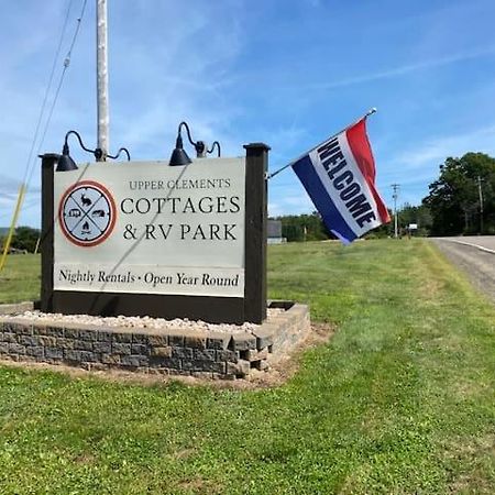 Upper Clements Cottages & Rv Park 安纳波利斯罗亚尔 外观 照片