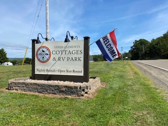 Upper Clements Cottages & Rv Park 安纳波利斯罗亚尔 外观 照片